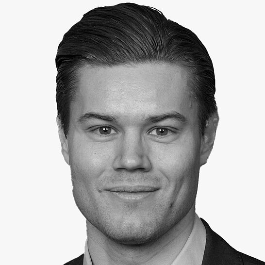 [Translate to Deutsch:] Portraitbild des Referenten in schwarz-weiß, Dr. Dr. Daniel Stephan