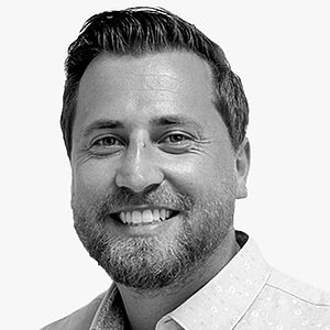 [Translate to Deutsch:] Portraitbild des Referenten in schwarz-weiß, Matthias Kipp