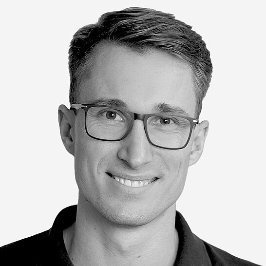 Camlog Veranstaltung Referent Zahnarzt Dr. Benedikt Schebiella Camlog Veranstaltung Referent Zahnarzt Dr. Benedikt Schebiella