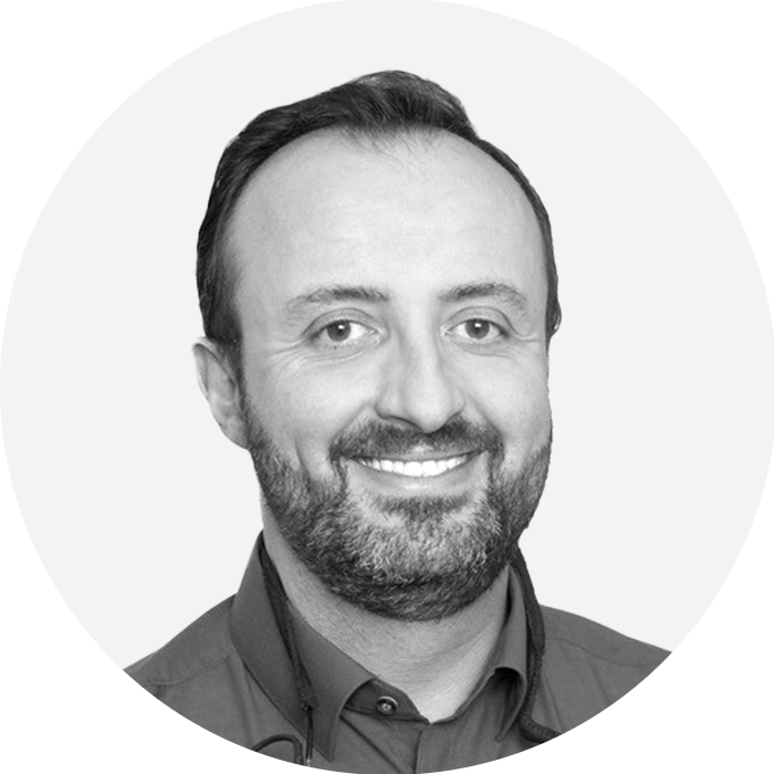 Portraitbild des Referenten in schwarz-weiß, Dr. Blattner